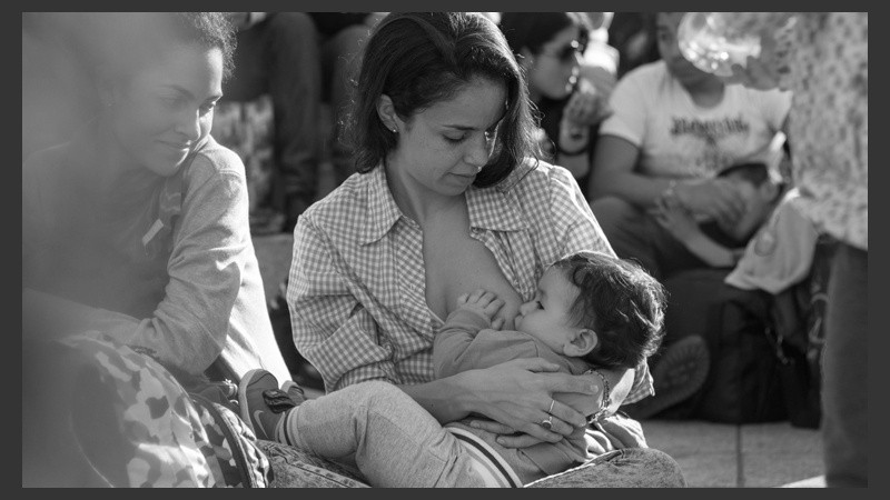 Por que se cumpla el derecho a amamantar en todos los espacios: Rosario se sumó a la 