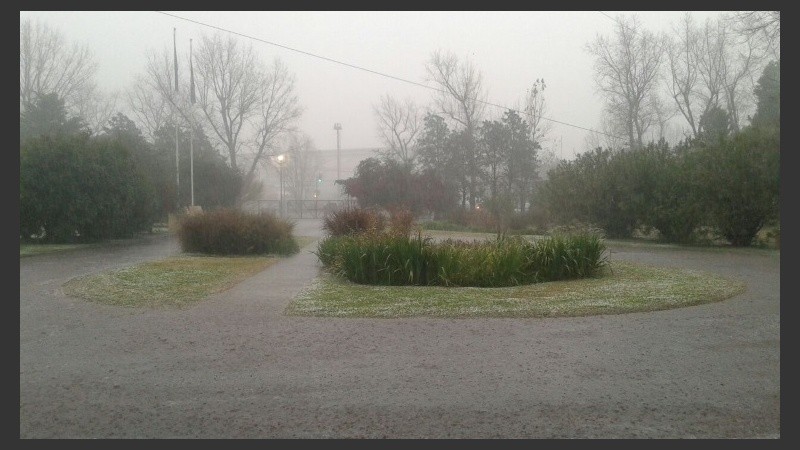 Suelo blanco como hacía tiempo no se veía en la ciudad.