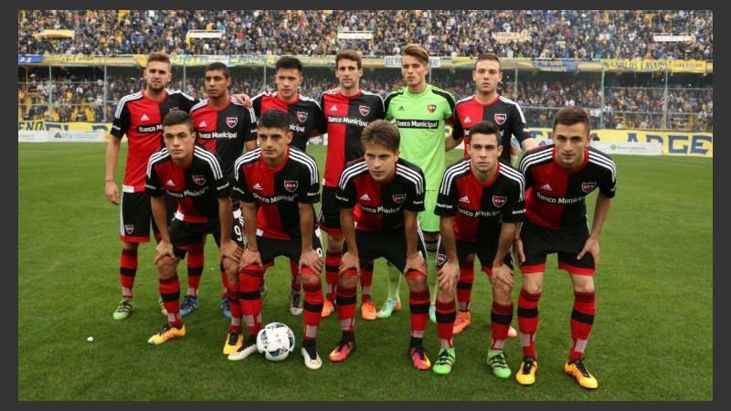 Newell's ganó de nuevo desde los doce pasos y está en la semifinal.