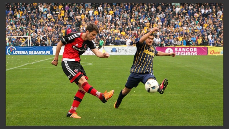 Mucha lucha y poco juego en el Gigante.