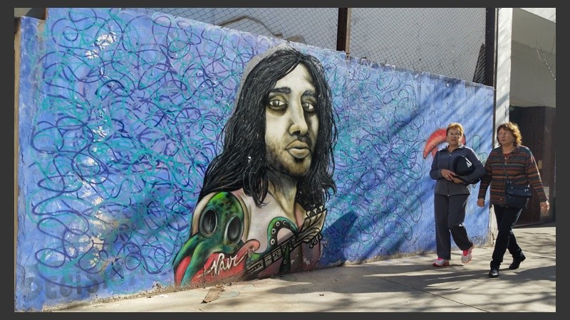 El ex guitarrista de los Red Hot Chili Peppers, John Frusciante, tiene su homenaje en Buenos Aires al 1200. (Alan Monzón/Rosario3.com)