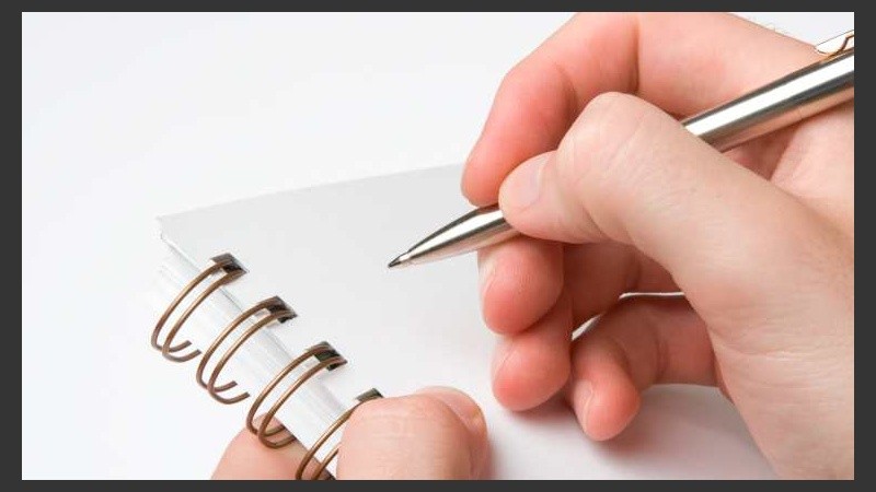 Se convoca a toda la comunidad académica y a aquellos alumnos e investigadores interesados por la temática.