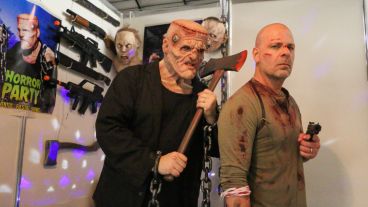 ¡Están igual! Dos genios de la pantalla grande posaron para la cámara. (Alan Monzón/Rosario3.com)