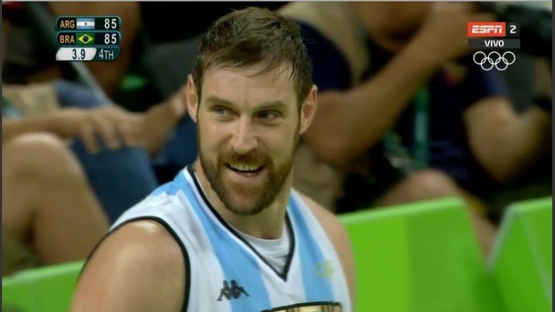 Nocioni celebra el triple de la igualdad.