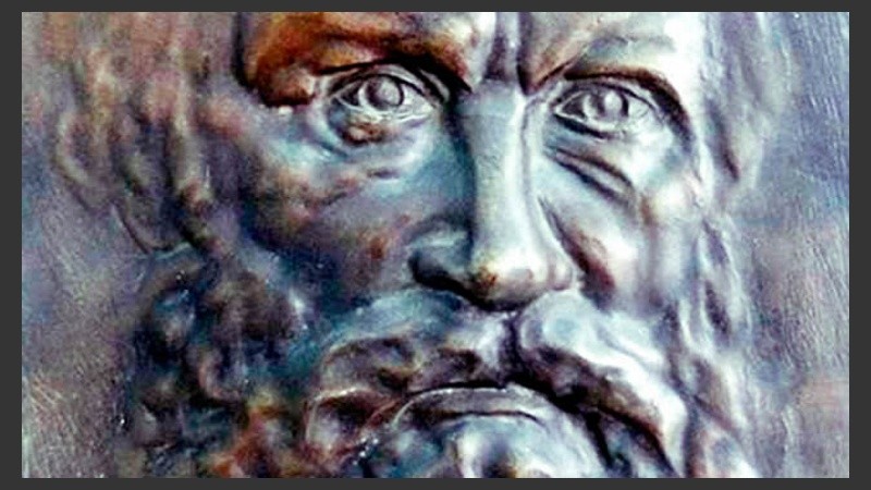 Un bajorrelieve de León Tolstoi, una de las piezas robadas. 