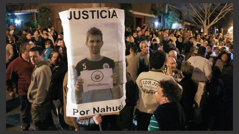 La convocatoria fue en Amenábar y Dorrego,  lugar donde mataron a Nahuel. (Alan Monzón/Rosario3.com)