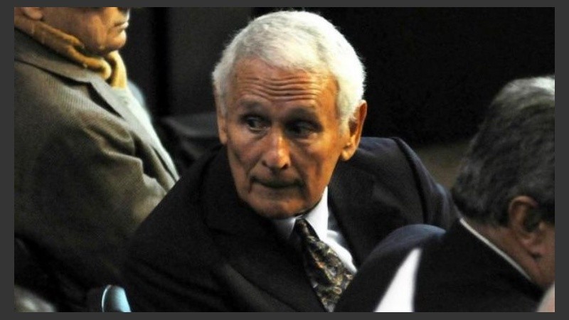 El represor Miguel Etchecolatz Tiene además varios procesos judiciales aún abiertos que incluyen al menos a 520 víctimas por delitos de lesa humanidad.