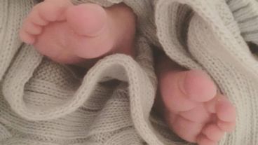 Que sí, que no; Juana cortó la polémica y posteó la reclamada foto.