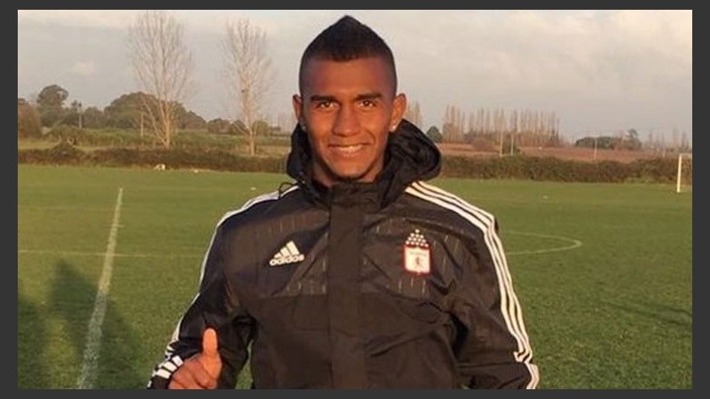 Brayan Caicedo tiene 19 años.