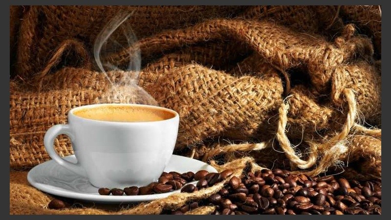 El estudio se centró en el genoma de italianos y neerlandeses, a los que tras las pruebas genéticas se les preguntó cuánto café consumían.