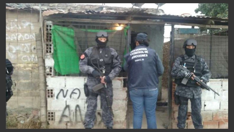 El allanamiento en Felipe Moré y Uruguay. 