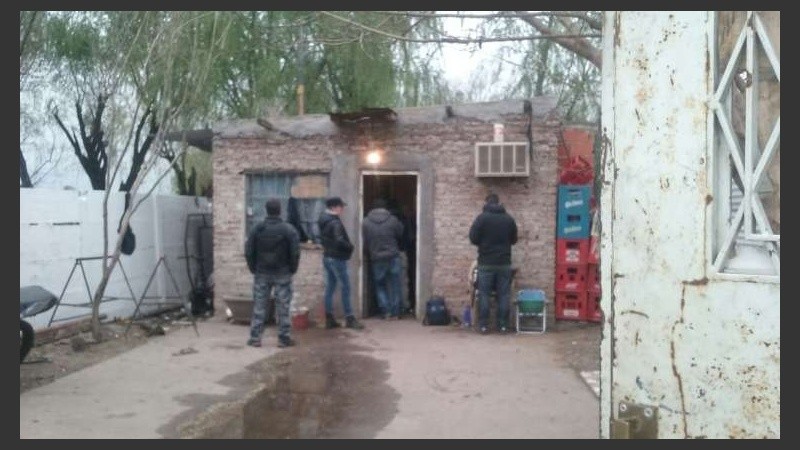 El allanamiento en Felipe Moré y Uruguay. 