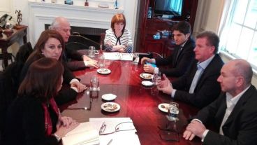 Fein junto a Lifschitz en la cumbre que encabezó Bullrich.
