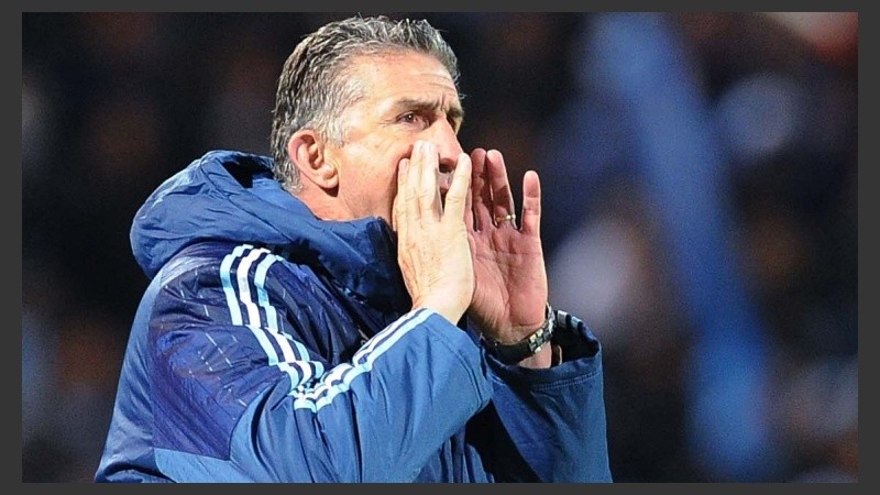 Bauza en su debut en la selección