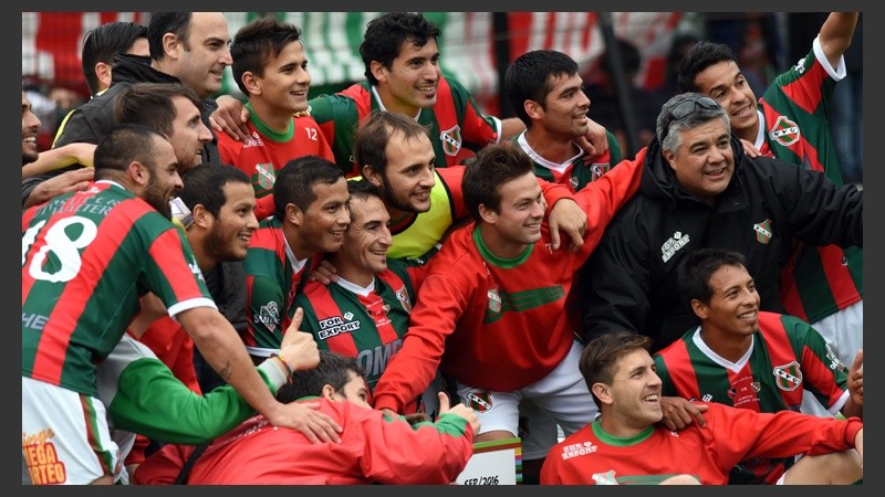 Los juagdores de Las Parejas dieron la sorpresa.