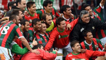 Los juagdores de Las Parejas dieron la sorpresa.