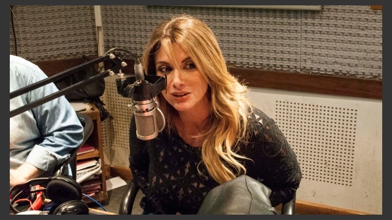 Rampolla alentó a los varones a contarse en detalle sus experiencias sexuales. 