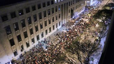 La marcha partió desde los Tribunales Provinciales. (Alan Monzón/Rosario3.com)