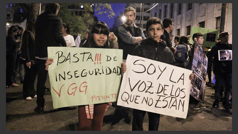 Nueva marcha en pedido de seguridad y justicia en la ciudad. (Alan Monzón/Rosario3.com)