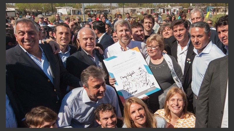 Frigerio y Lifschitz, juntos y entre sonrisas este sábado en Rufino.