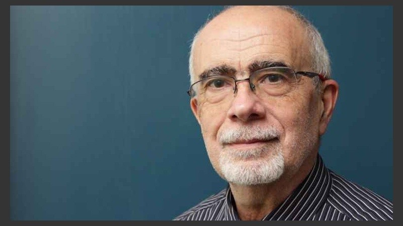 “Queremos reconocerlo por el aporte que hizo a la ciencia política del país y a las ciencias sociales de la región”, expuso Franco Bartolacci. 