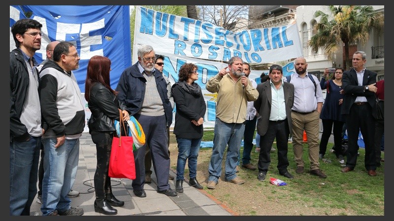 La Multisectorial Rosario junto a otras organizaciones repudiaron el aumento.