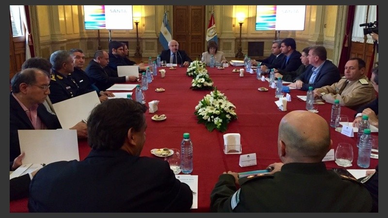 Tras la cumbre Lifschitz-Bullrich se conocerá la cifra de agentes que vendrán a Rosario.