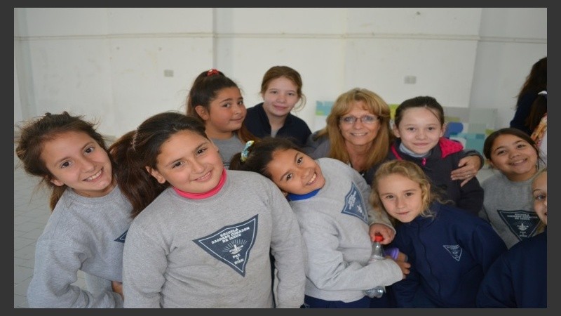 Los chicos de Carlos Pellegrini disfrutan de Cultura Más Vos.