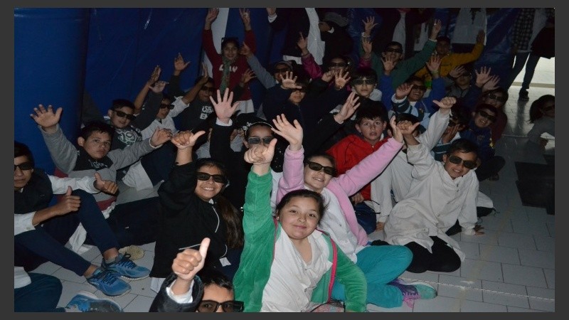 Los chicos de Carlos Pellegrini disfrutan de Cultura Más Vos.