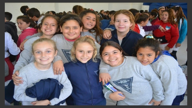 Los chicos de Carlos Pellegrini disfrutan de Cultura Más Vos.