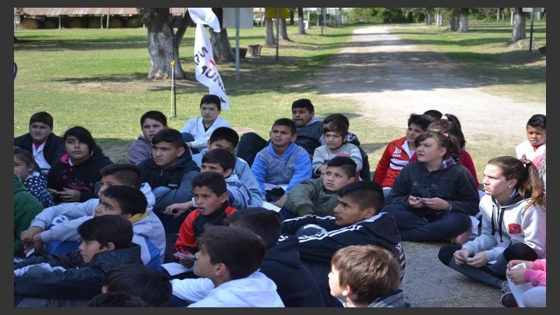 Los chicos de Carlos Pellegrini disfrutan de Cultura Más Vos.