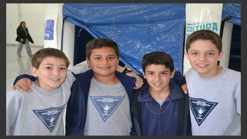 Los chicos de Carlos Pellegrini disfrutan de Cultura Más Vos.