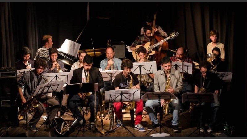 La Orquesta de Jazz de la Escuela Municipal de Música presentará composiciones de  Maria Schneider y del trompetista Samuel Iwanczuck Iriarte.