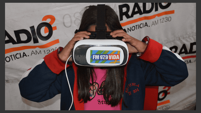 Otra realidad: Los chicos se sumergen en el mundo virtual.