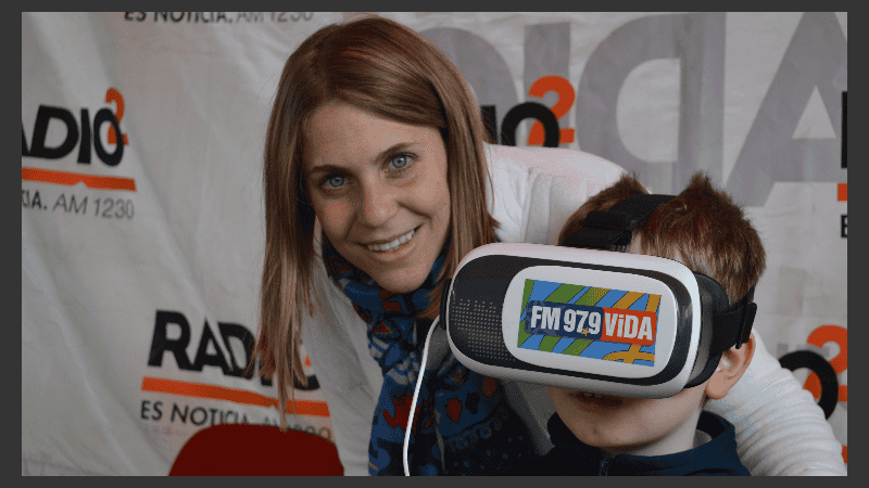 Los profesores acompañaron a los alumnos durante el día. 