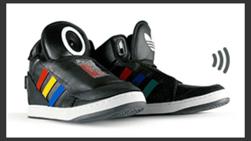 Este singular calzado mide la velocidad, detecta el tipo de actividad que realiza el usuario y se contacta vía bluetooth con el celular, entre otras cosas.
