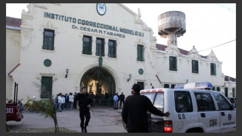 En las cárceles del país hubo protestas contra los cambios en las salidas transitorias.