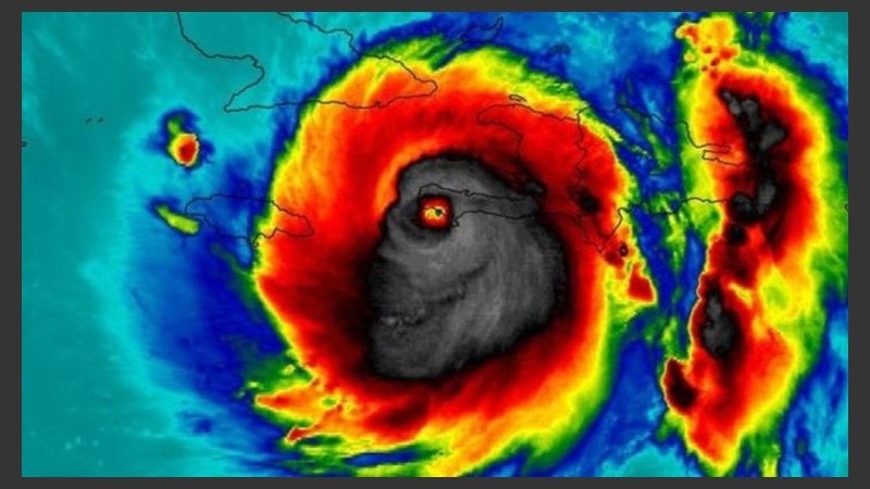 El mapa de calor muestra desde el aire el avance del terrorífico Matthew.