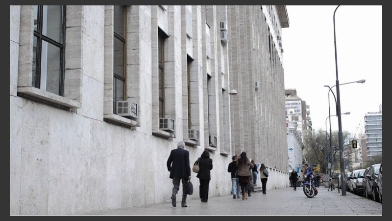 Tribunales es un hervidero de versiones.