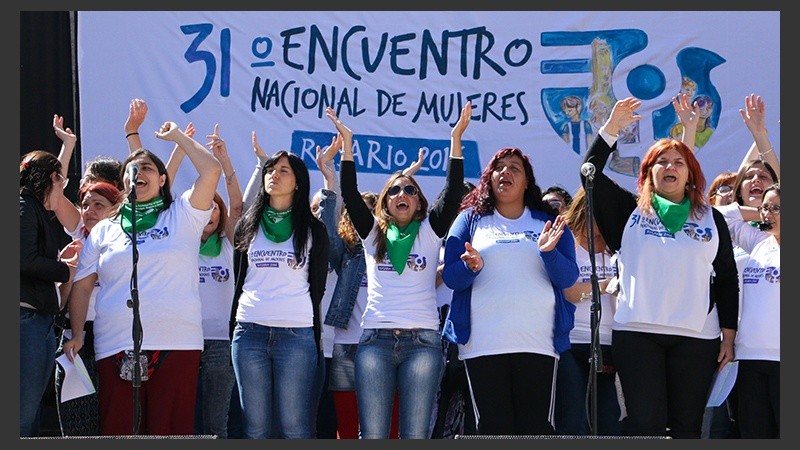 Comenzó el Encuentro Nacional de Mujeres en Rosario. 