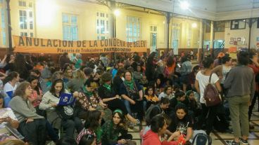 Tras la apertura de este sábado, la actividad en los talleres continúa el domingo.