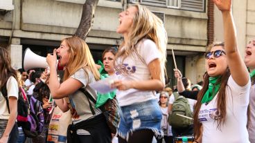 Postales de la multitudinaria marcha en Rosario. (Alan Monzón/Rosario3.com)