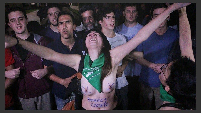 Postales de la multitudinaria marcha en Rosario. (Alan Monzón/Rosario3.com)