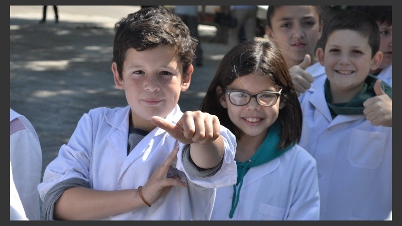 Los chicos de Casilda disfrutaron los juegos y las actividades bajo un calor intenso
