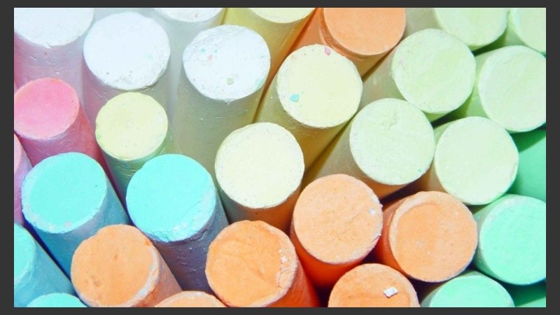 El mayor déficit en cuanto a la cantidad de docentes lo sufre África y está seguida por Asia.