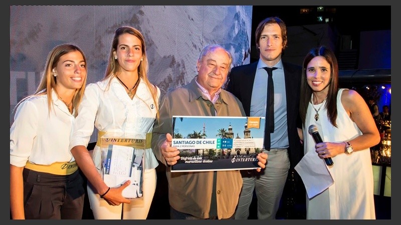 Hubo sorteos: un viaje a Rio de Janeiro, uno a Chile, y órdenes de compra por $10.000, $5000 y $3500.