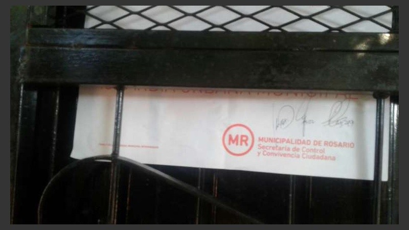 El municipio clausuró los locales. 
