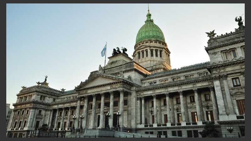 El Senado ,en el edificio del Congreso de la Nación, fue evacuado. 