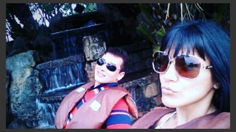 Una foto subida por la víctima hace poco tiempo junto a su novio.