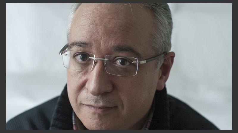 El profesor brindará una conferencia a las 18:30 en el aula 1 de Posgrado.